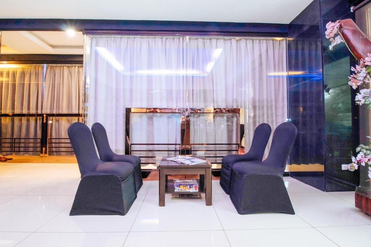 奎松市 Reddoorz Premium Near Trinoma酒店 外观 照片