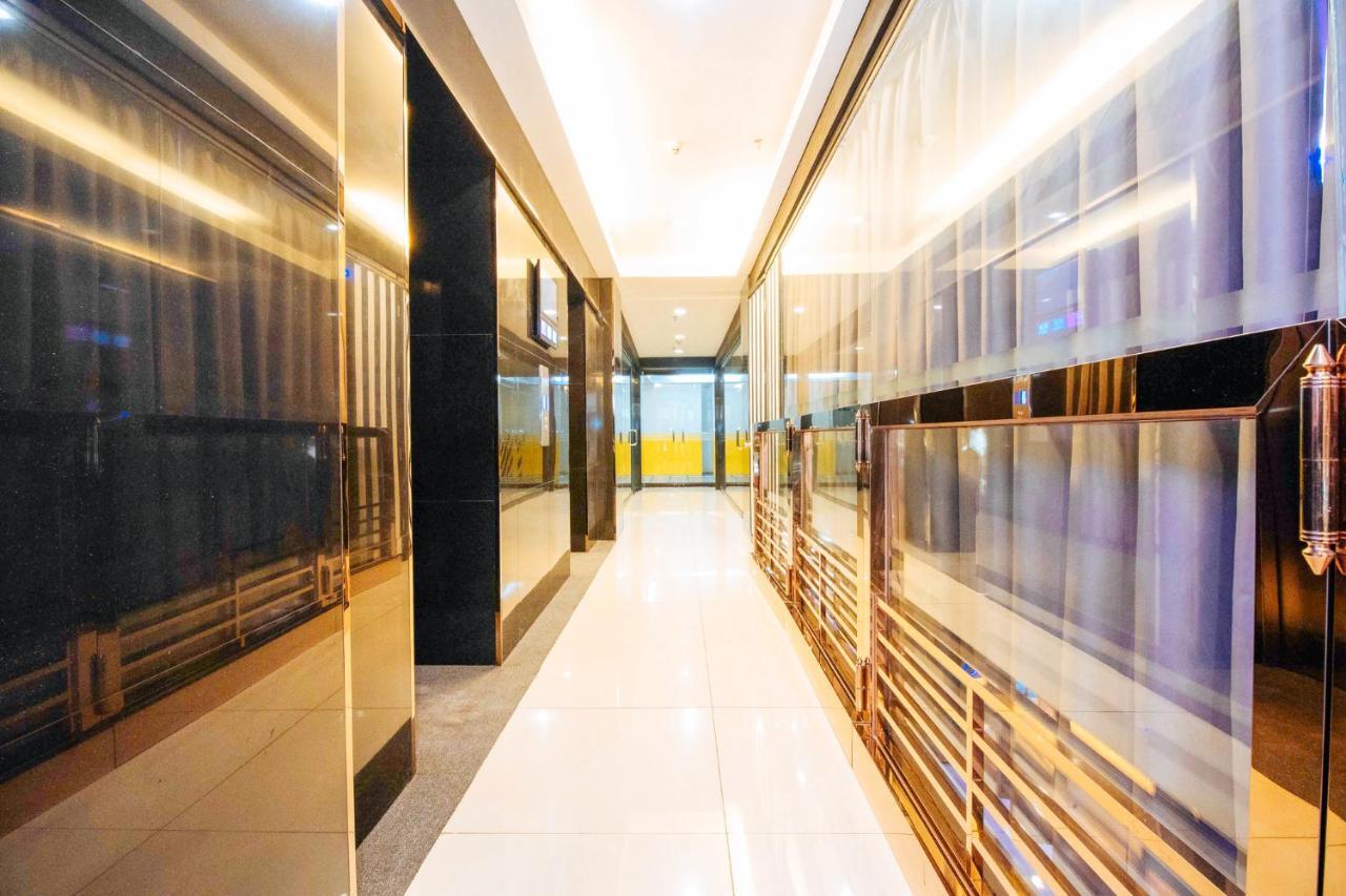 奎松市 Reddoorz Premium Near Trinoma酒店 外观 照片